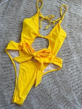 Yellow Cutout One-Piece Swimsuit with Front Bow